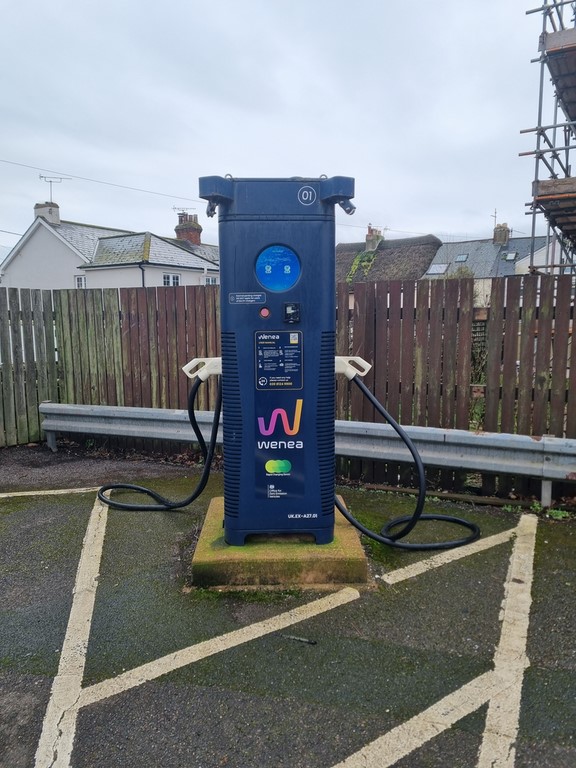 Electric car charging at Roxburgh Car Park Sidmouth 3